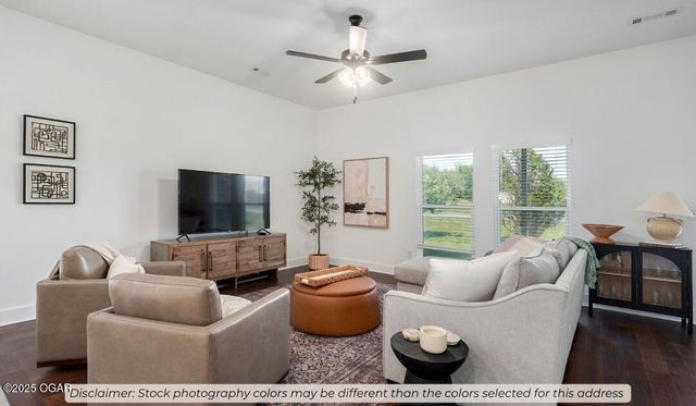 908 Aberdeen Avenue, Carl Junction, MO 64834