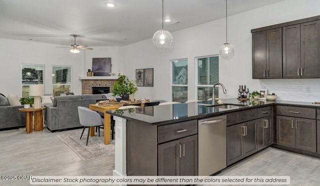 908 Aberdeen Avenue, Carl Junction, MO 64834