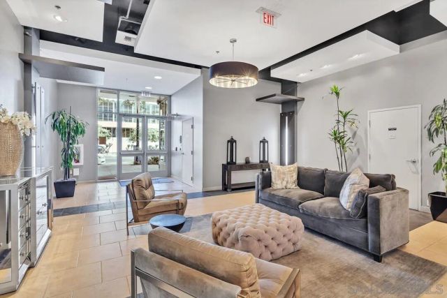 206 Park Blvd 405, San Diego, CA 92101