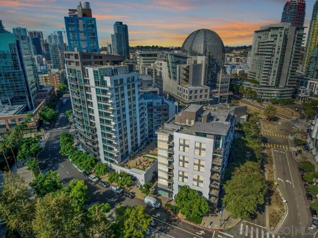 206 Park Blvd 405, San Diego, CA 92101