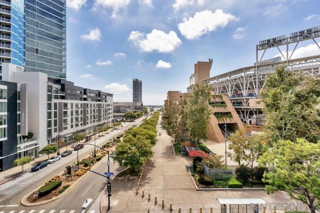 206 Park Blvd 405, San Diego, CA 92101