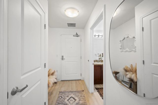 206 Park Blvd 405, San Diego, CA 92101