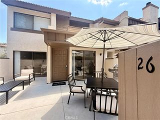 5800 Owensmouth Avenue 26, Woodland Hills, CA 91367