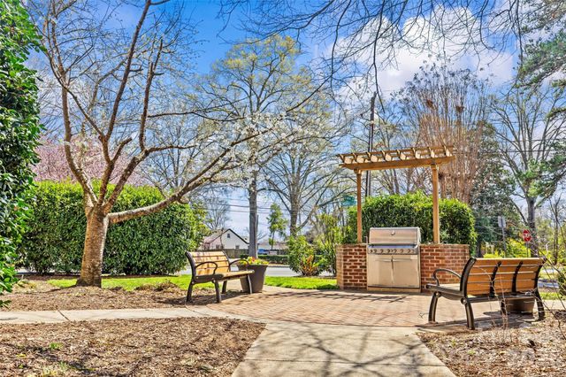 2994 Selwyn Avenue, Charlotte, NC 28209