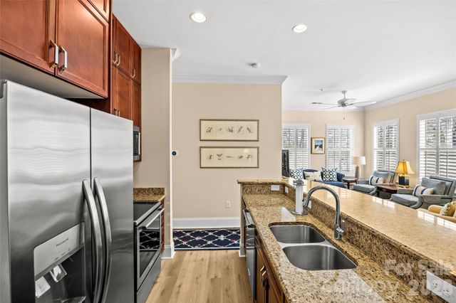 2994 Selwyn Avenue, Charlotte, NC 28209