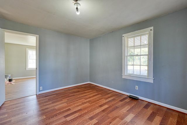 101 Greer St., Duncan, SC 29334