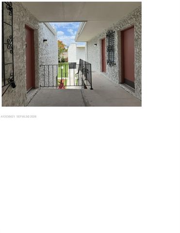 8701 SW 141st St E6, Palmetto Bay, FL 33176