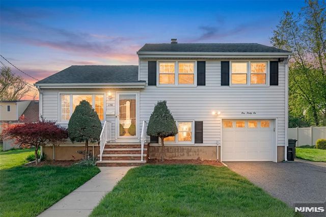 136 Lincoln Avenue, Dumont, NJ 07628