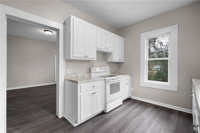 119 Peters Street, Calhoun, GA 30701