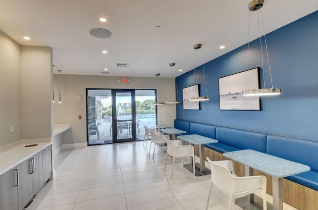 7017 Peters Lane, Delray Beach, FL 33446