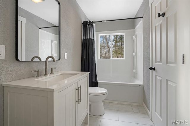 9614 Holdener Place, Fairview Heights, IL 62208