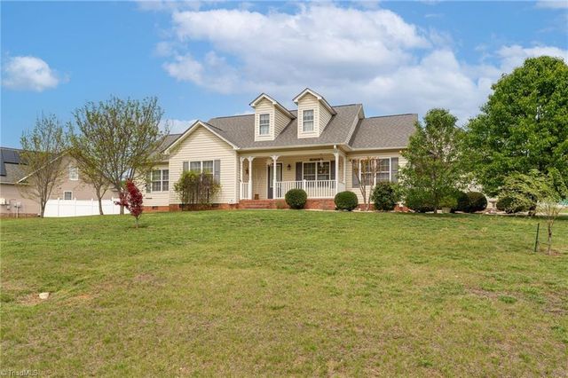 245 Winding Creek Road, Mocksville, NC 27028