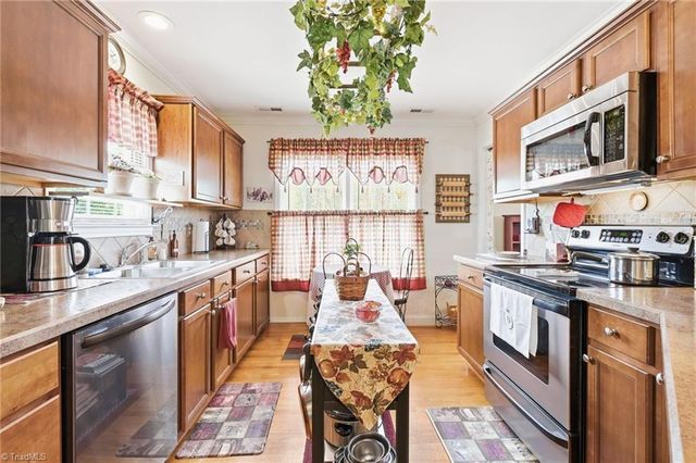 245 Winding Creek Road, Mocksville, NC 27028