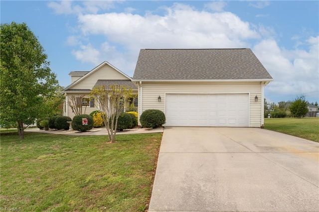 245 Winding Creek Road, Mocksville, NC 27028