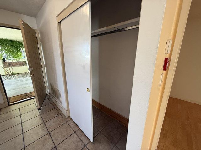 8045 Mesa Oak Way, Citrus Heights, CA 95610