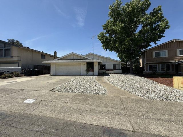 8045 Mesa Oak Way, Citrus Heights, CA 95610