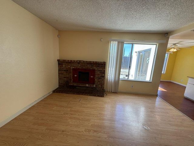 8045 Mesa Oak Way, Citrus Heights, CA 95610