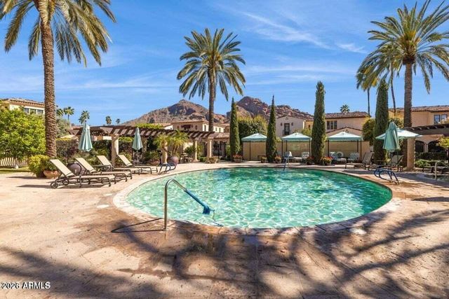 4949 E LINCOLN Drive 11, Paradise Valley, AZ 85253