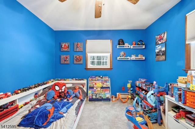 17 Acorn Dr, Vernon Twp., NJ 07422