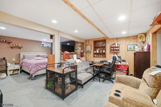 17 Acorn Dr, Vernon Twp., NJ 07422