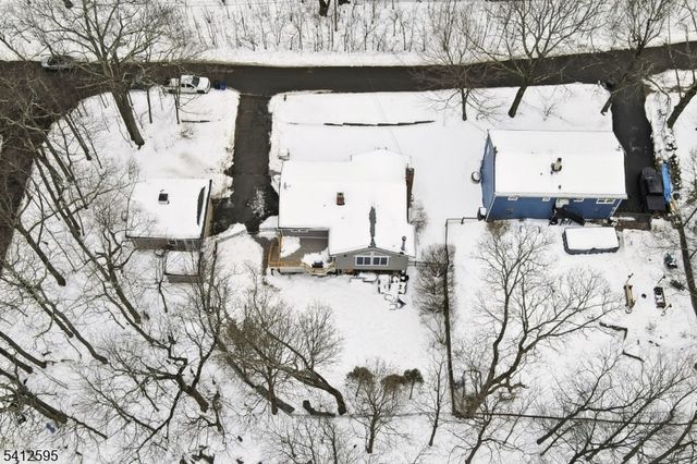 17 Acorn Dr, Vernon Twp., NJ 07422