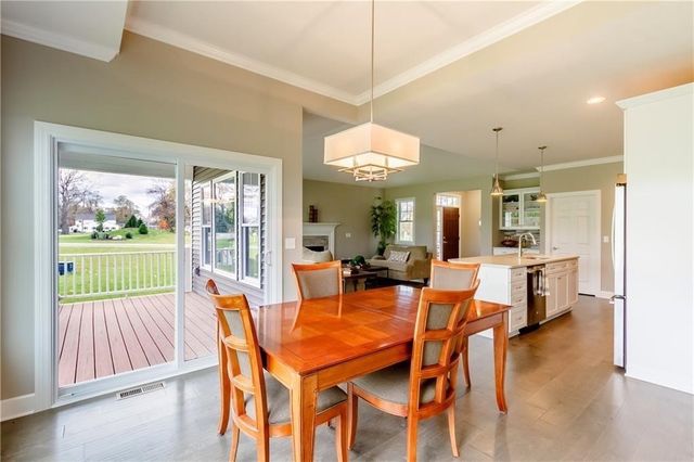 1402 Creeks Edge Drive, Webster, NY 14580