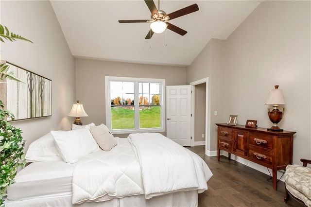 1402 Creeks Edge Drive, Webster, NY 14580