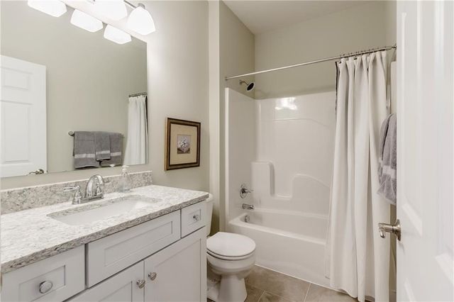 1402 Creeks Edge Drive, Webster, NY 14580