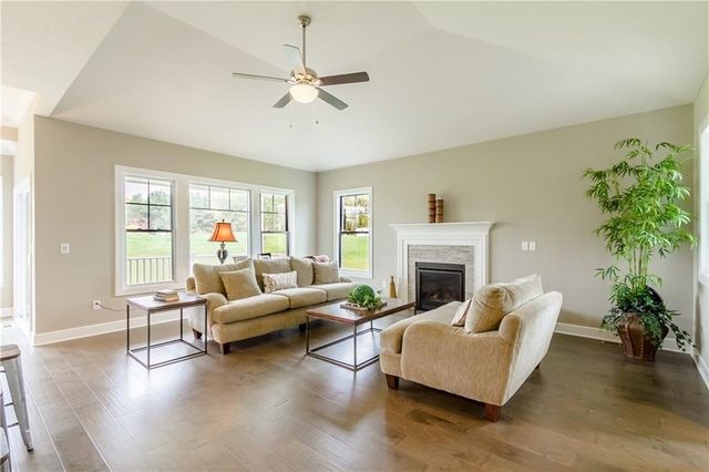 1402 Creeks Edge Drive, Webster, NY 14580