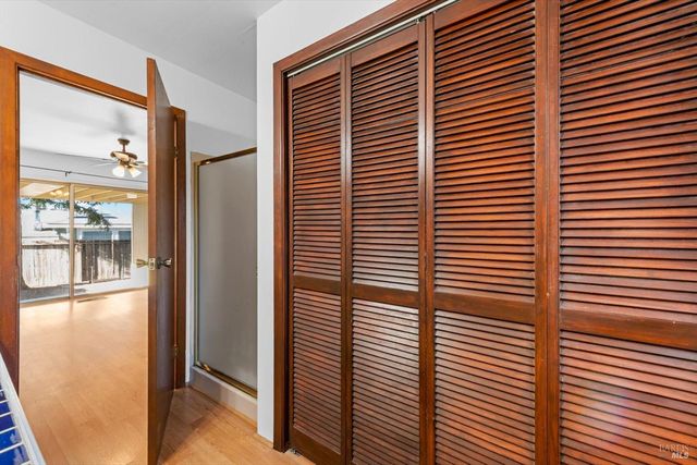 1017 Headlands Dr, Napa, CA 94558