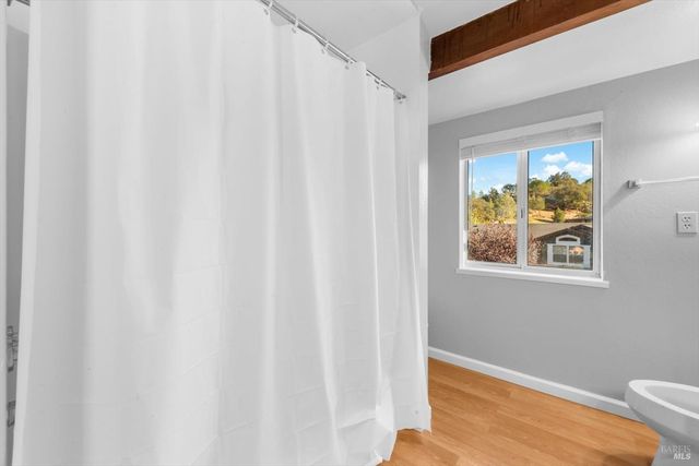 1017 Headlands Dr, Napa, CA 94558