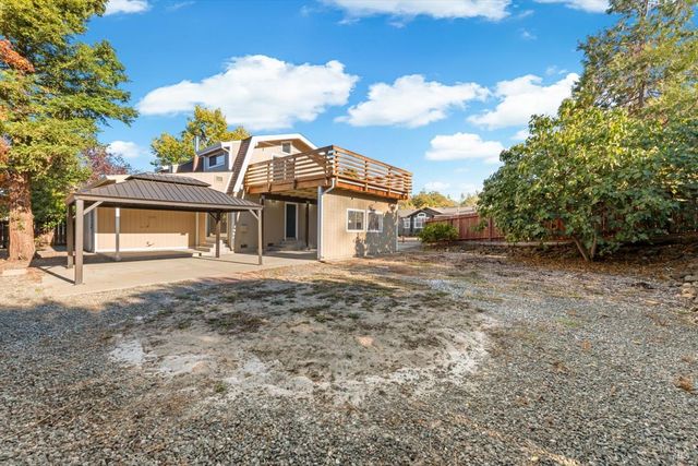 1017 Headlands Dr, Napa, CA 94558