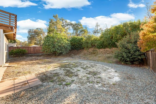 1017 Headlands Dr, Napa, CA 94558