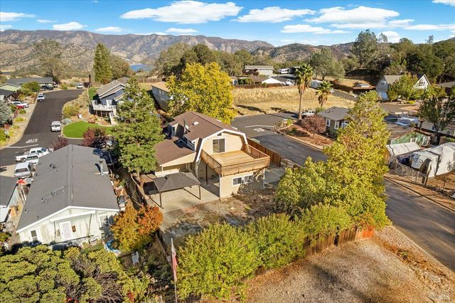 1017 Headlands Dr, Napa, CA 94558