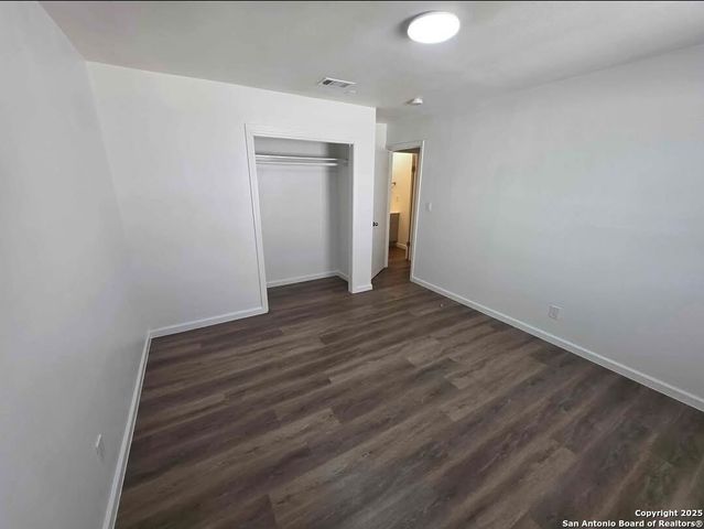 1503 Vanderbilt, San Antonio, TX 78210