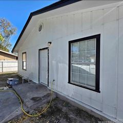 1503 Vanderbilt, San Antonio, TX 78210