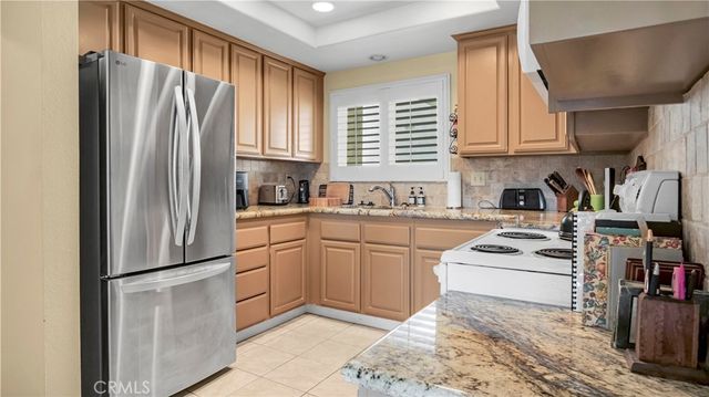 2401 Via Mariposa W 2A, Laguna Woods, CA 92637
