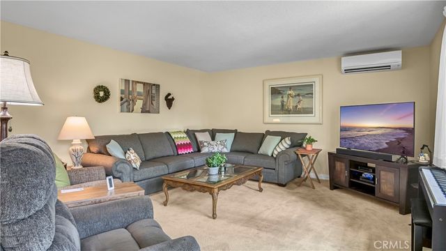 2401 Via Mariposa W 2A, Laguna Woods, CA 92637
