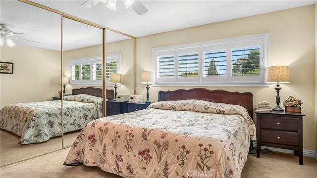2401 Via Mariposa W 2A, Laguna Woods, CA 92637