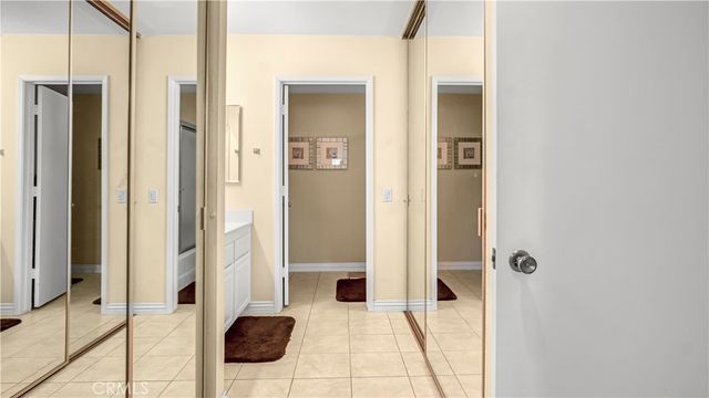 2401 Via Mariposa W 2A, Laguna Woods, CA 92637