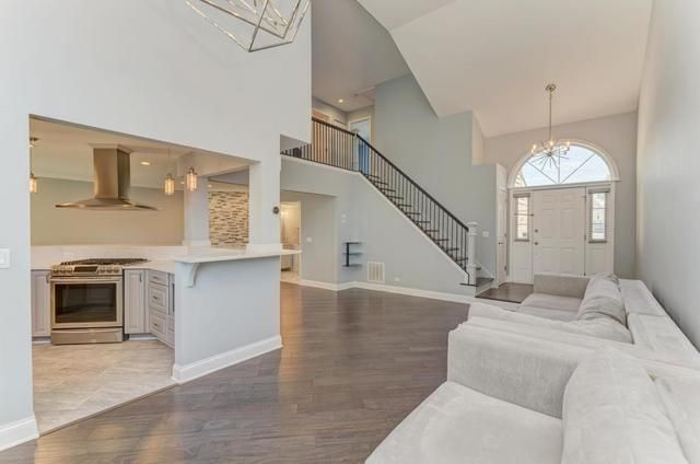 2716 Burton Drive, Westchester, IL 60154