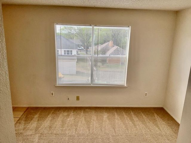 12120 Thompkins DR, Austin, TX 78753