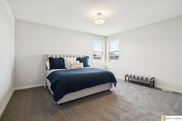 6302 S 200 Street, Omaha, NE 68135