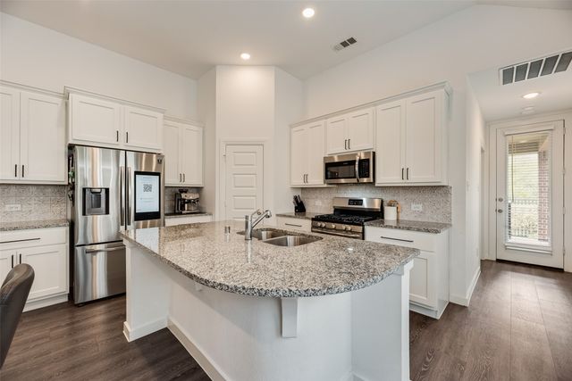 1321 Shire Drive, Aubrey, TX 76227