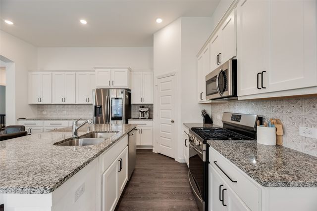 1321 Shire Drive, Aubrey, TX 76227