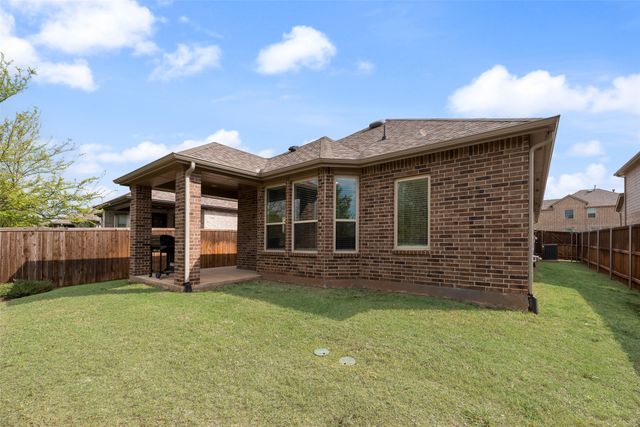 1321 Shire Drive, Aubrey, TX 76227