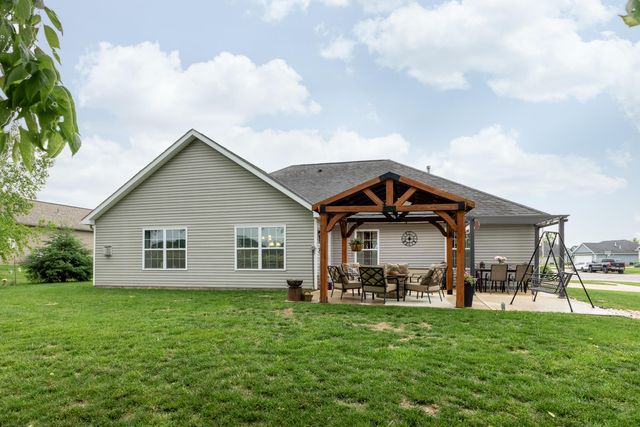 725 Loxley Lane 725 Loxley Lane, Troy, OH 45373