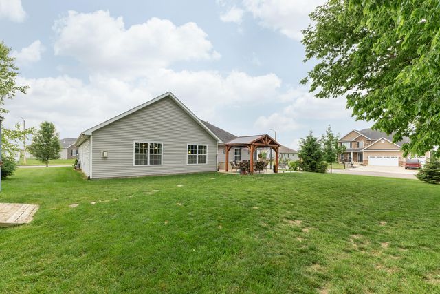 725 Loxley Lane 725 Loxley Lane, Troy, OH 45373