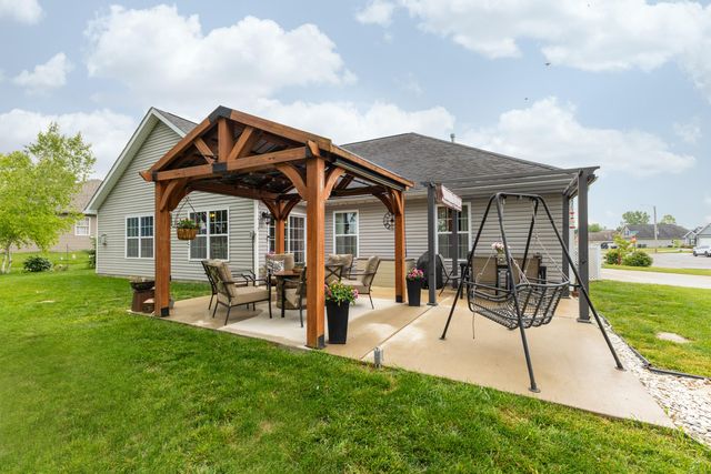 725 Loxley Lane 725 Loxley Lane, Troy, OH 45373