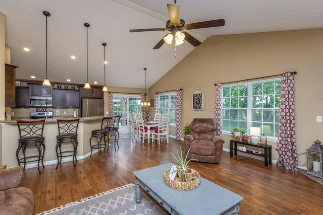 725 Loxley Lane 725 Loxley Lane, Troy, OH 45373